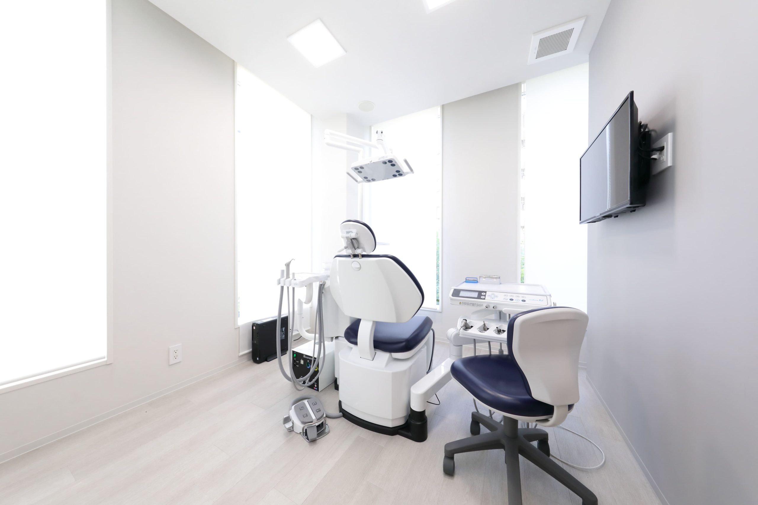 オペ室完備で専門的な歯科治療も対応可能